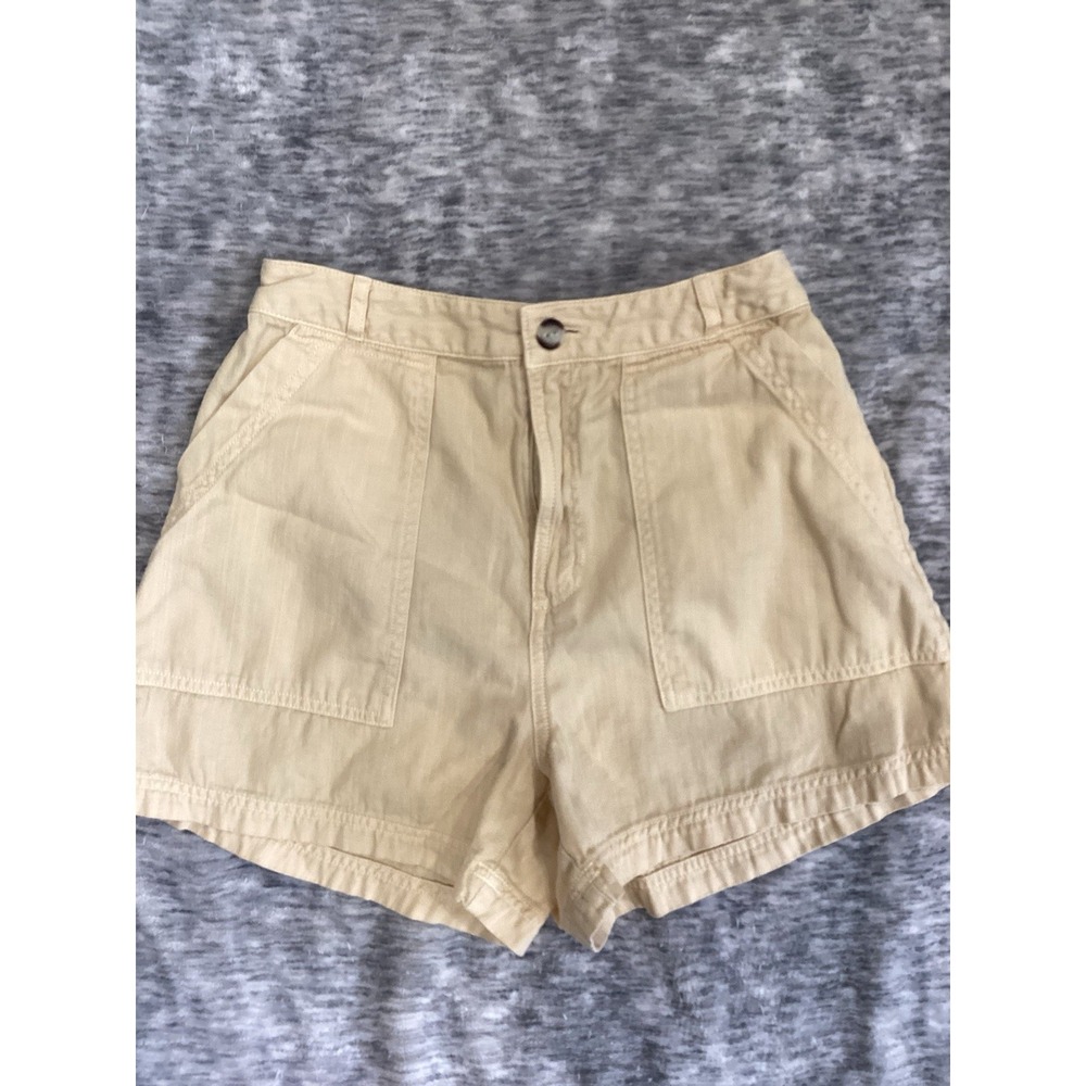 universal thread Shorts Women Size 4 Beige 100% Cotton